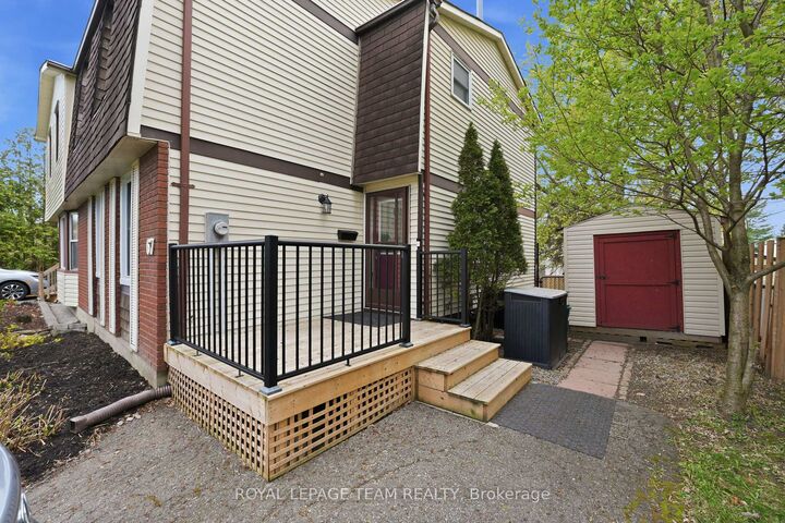 Property Photo:  67 Castlefrank Road  ON K2L 2E6 