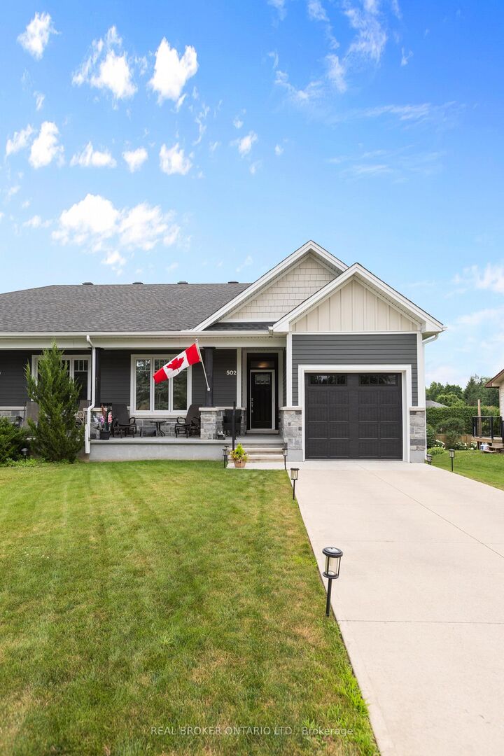 Property Photo: 502 Clothier Street W ON K0G 1J0