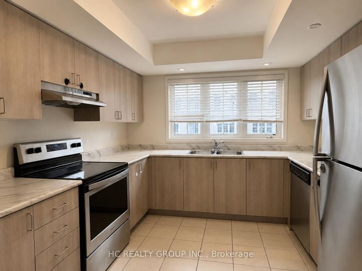 Property Photo: 2645 Eaglesham Path 124 ON L1L 0M7