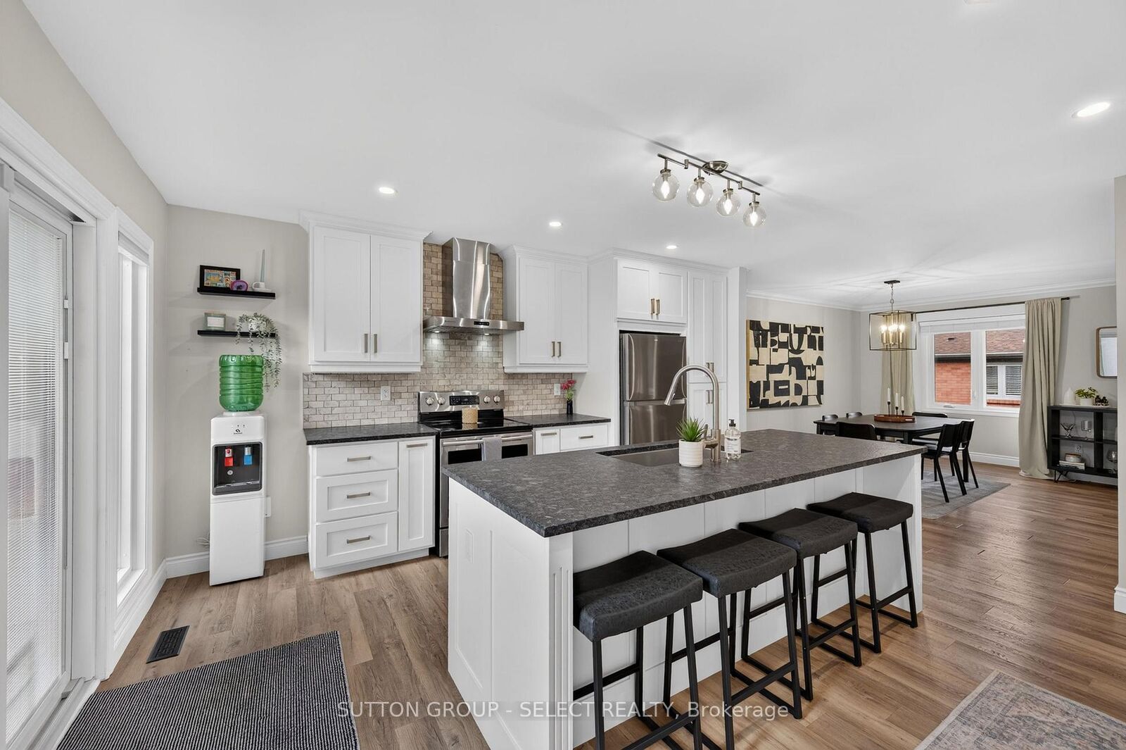Property Photo:  65 Fiddlers Green Road 24  ON N6H 4V5 