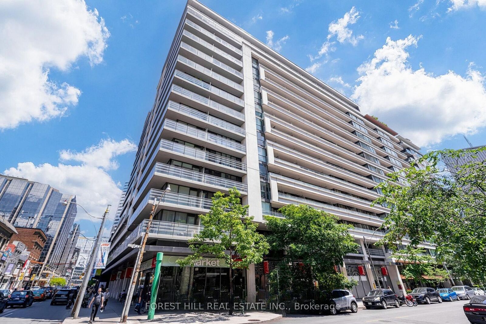 Property Photo: 111 Elizabeth Street 917 ON M5G 1P7