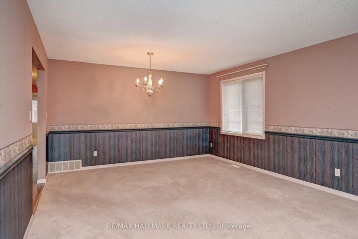 Property Photo: 2 Brasher Drive ON N4G 5T2