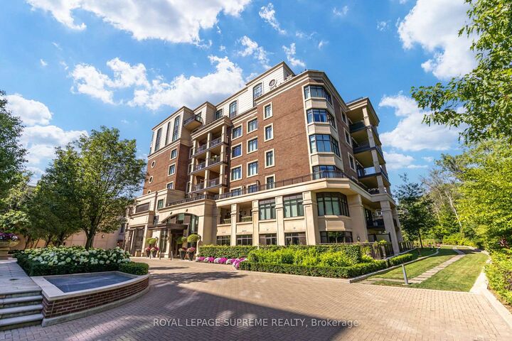 1900 Bayview Avenue 227 — photo 1