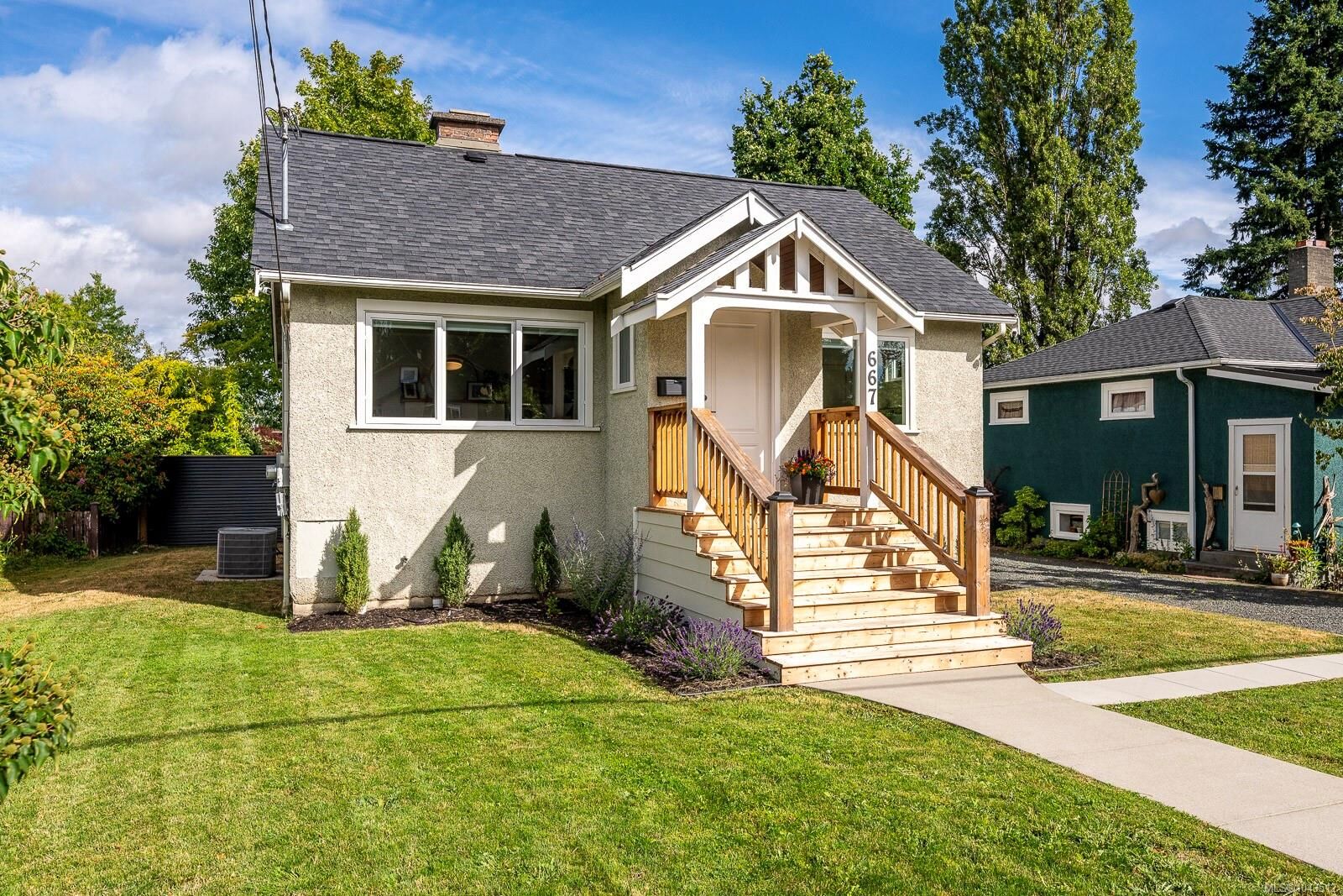 Property Photo:  667 11th St  BC V9N 1S9 