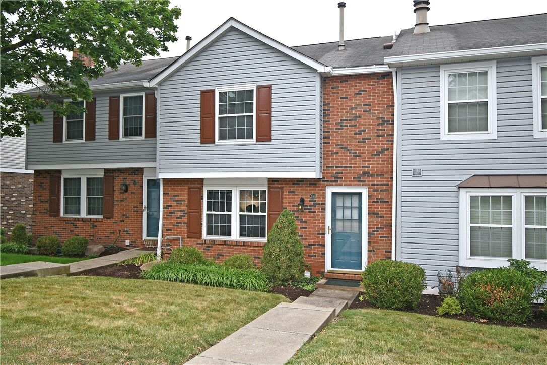 Property Photo:  308 Murrays Lane  PA 15234 