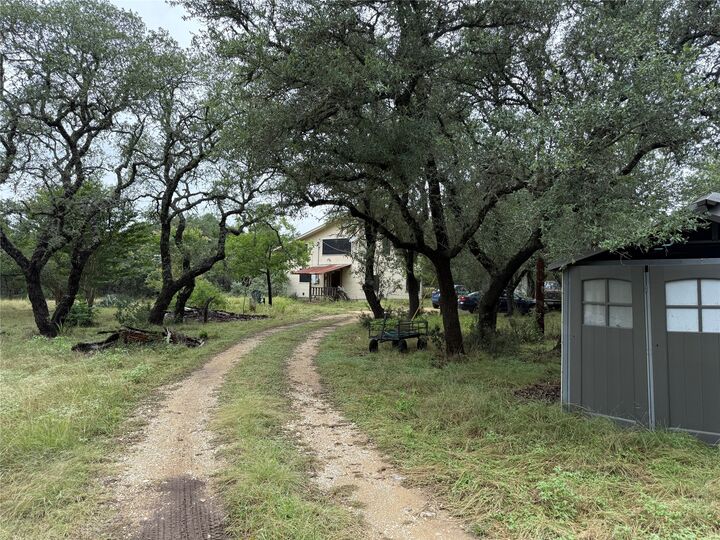Property Photo: 500 Ridge Oak Drive TX 78676
