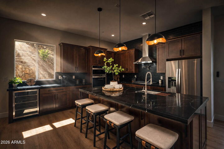 Property Photo: 940 N Waters Edge Way AZ 86303