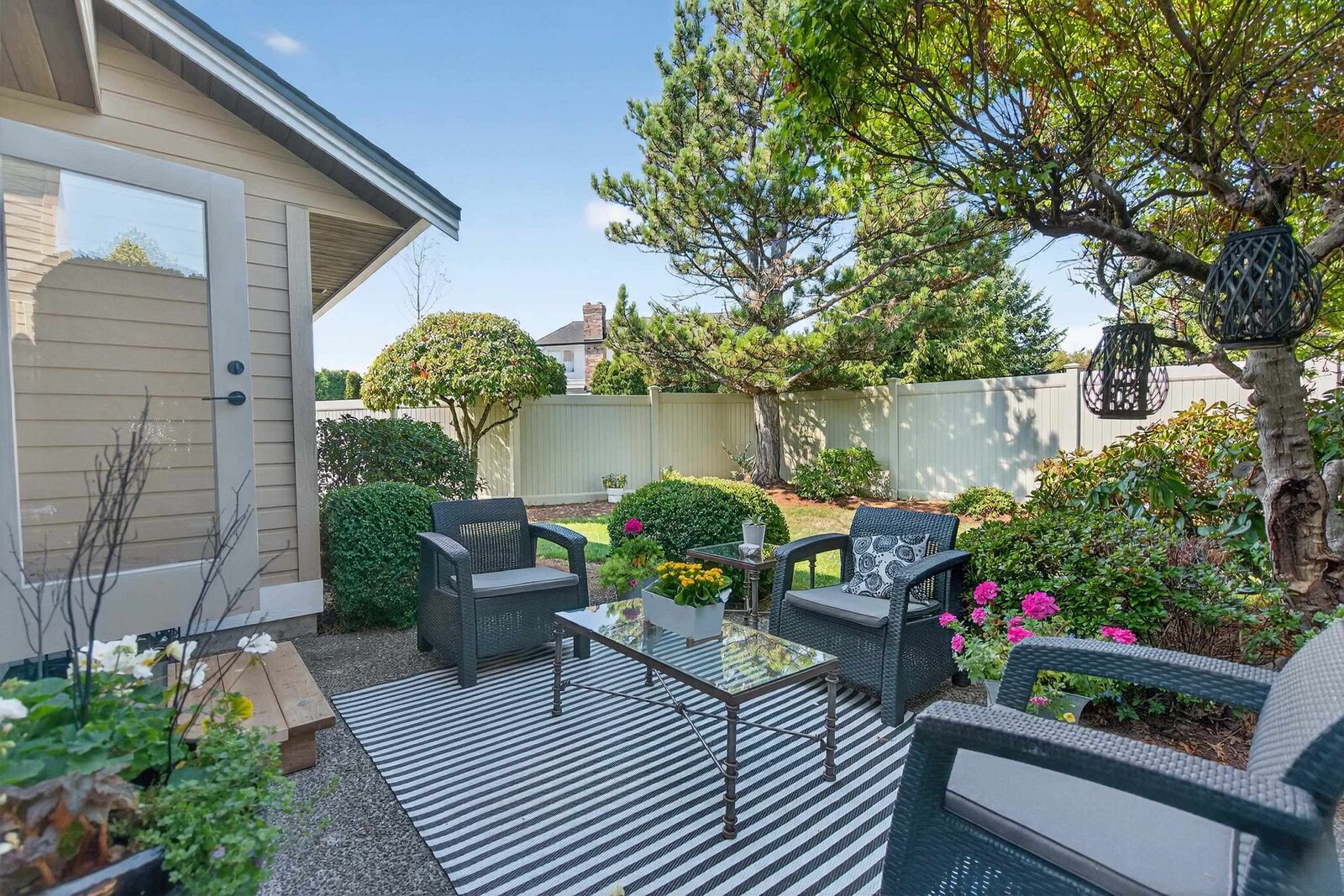 Property Photo:  15121 19 Avenue 116  BC V4A 8J4 