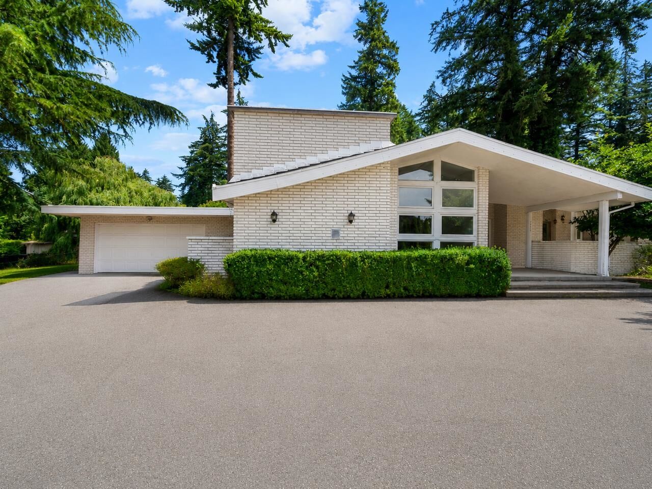 Property Photo: 2644 140 Street BC V4P 2C7