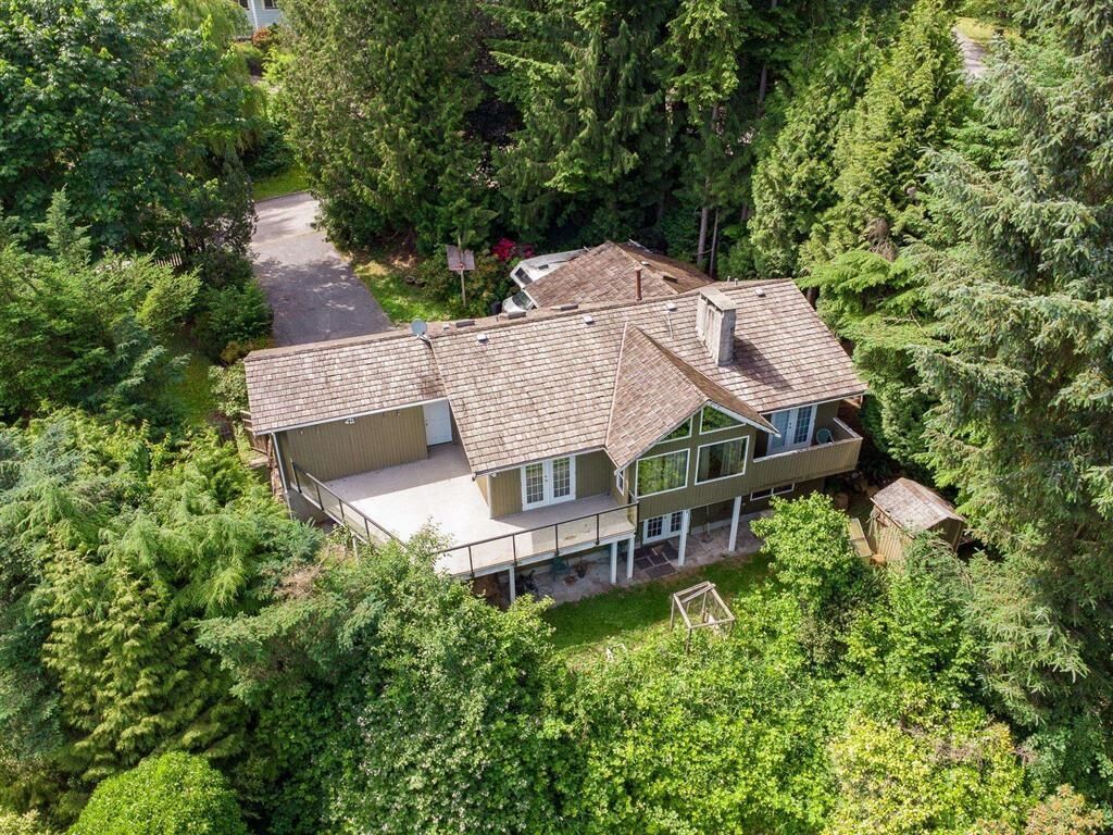 Property Photo: 1890 Charles Street BC V3H 2M3