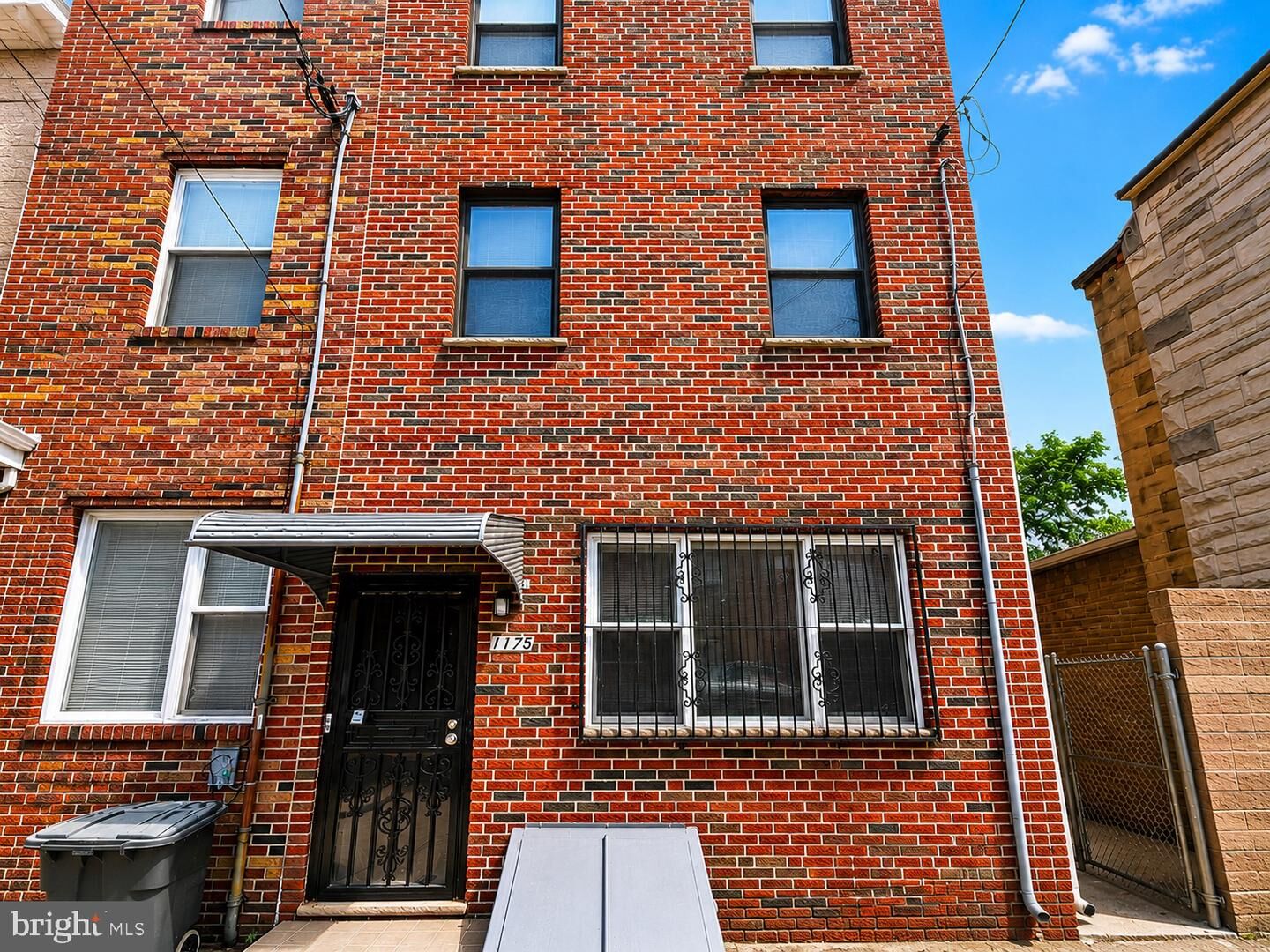 Property Photo: 1175 S 10th Street PA 19147