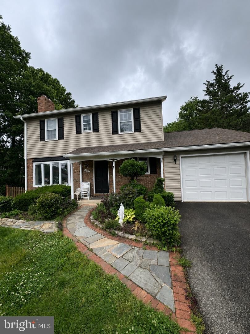Property Photo: 2706 Popkins Lane VA 22306