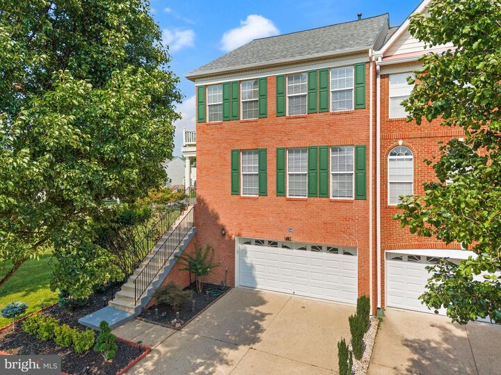 Property Photo: 25488 Crossfield Drive VA 20152