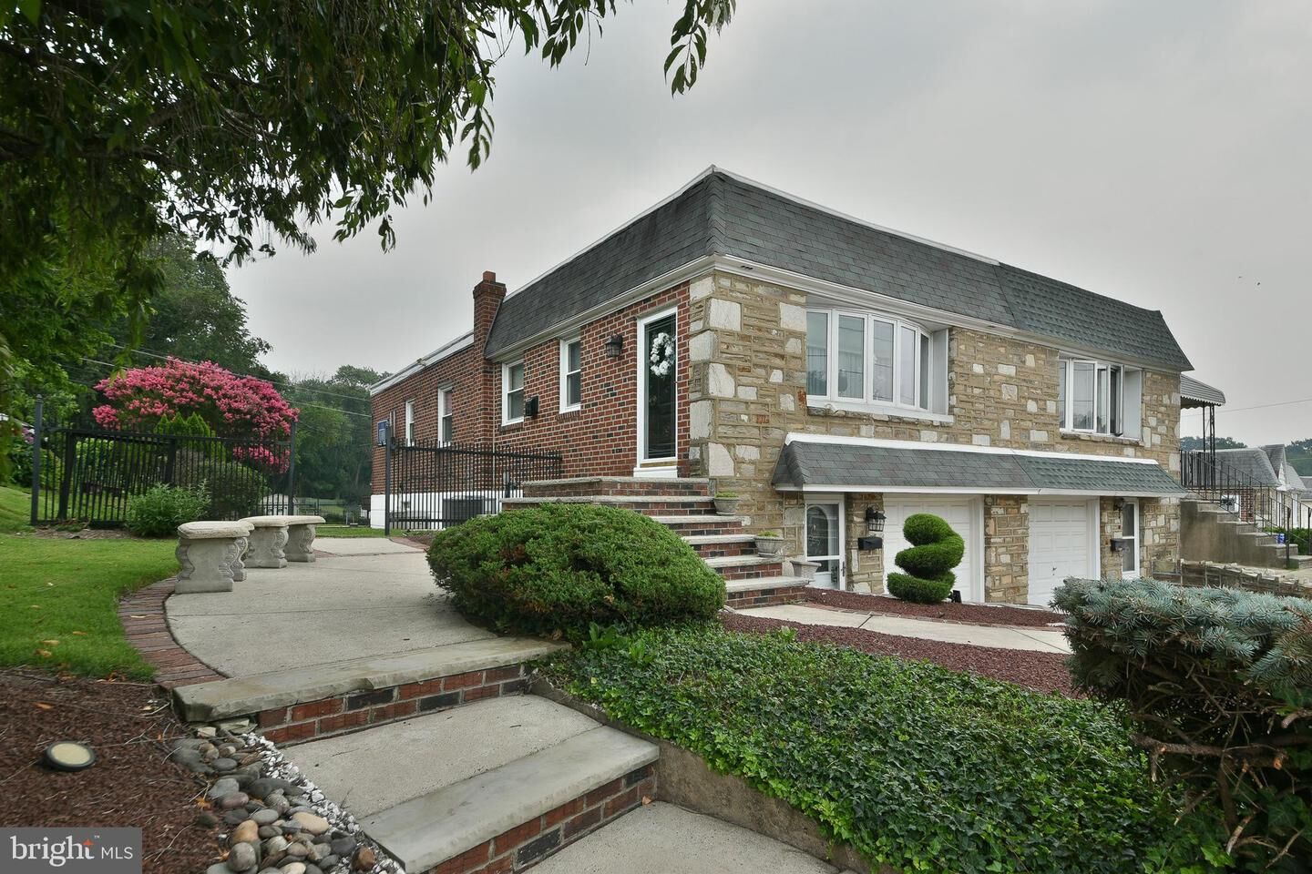Property Photo: 3137 Draper Street PA 19136