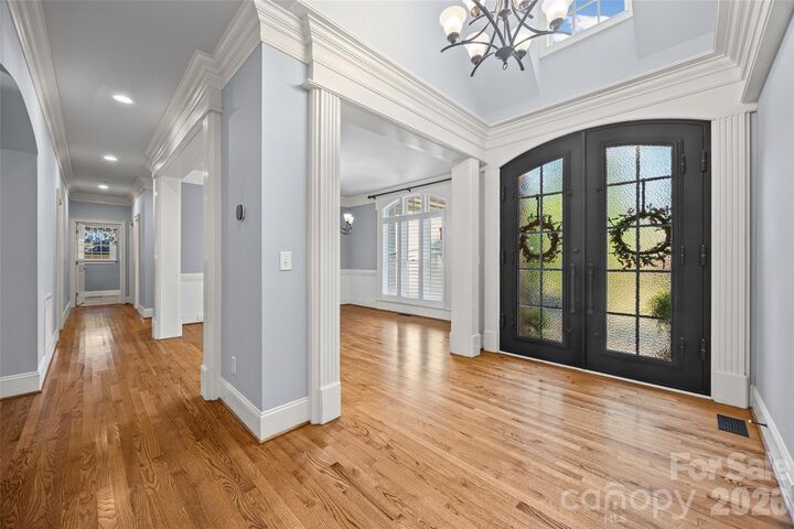 Property Photo: 9331 Whispering Wind Drive NC 28277