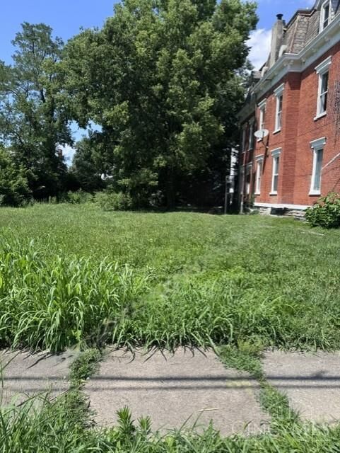 Property Photo:  1724 Fairfax Avenue  OH 45207 