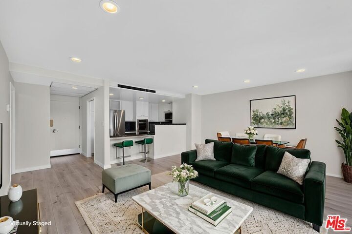 Property Photo: 2160 Century Park East, Unit 1010 CA 90067