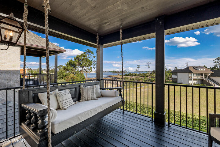 Property Photo: 542 Wahoo Road FL 32408