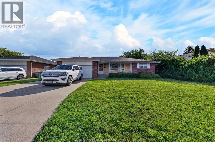 Property Photo:  2450 McKay Avenue  ON N9E 2P5 