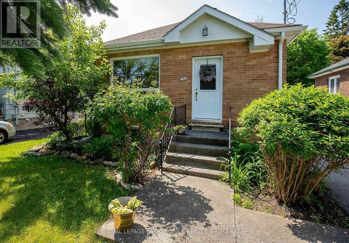 238 Mack Street — photo 1