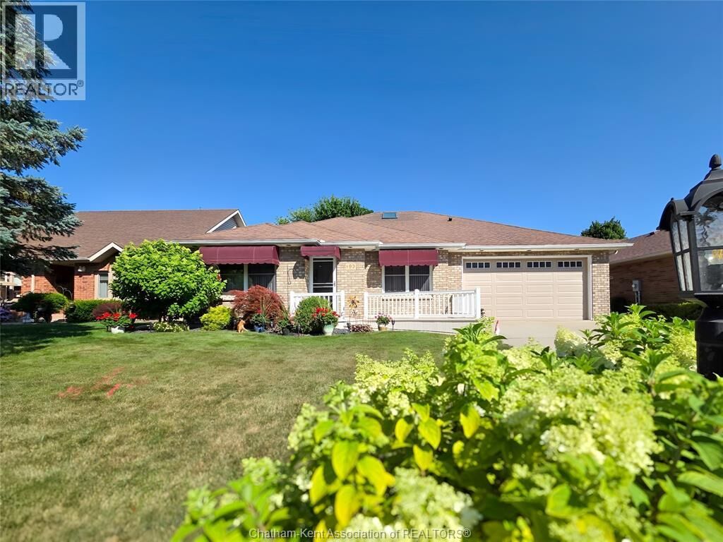 Photo de la propriété:  93 Gregory Drive  ON N7L 0C9 