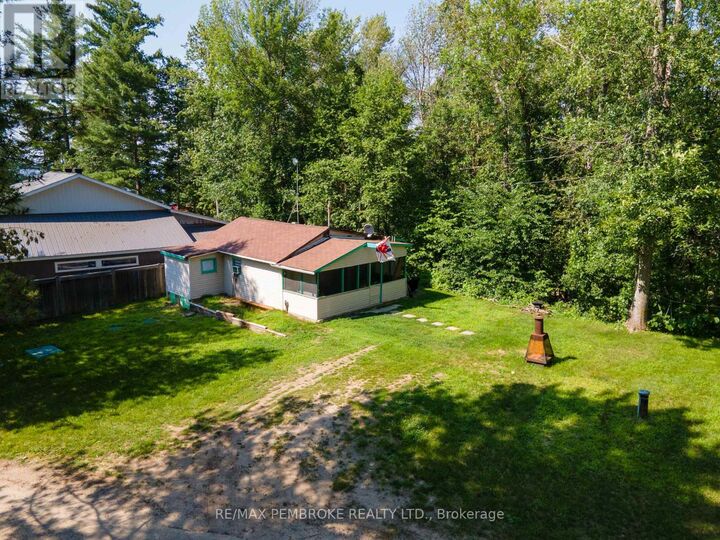 Property Photo: 19B Moores Beach Road ON K0J 2L0