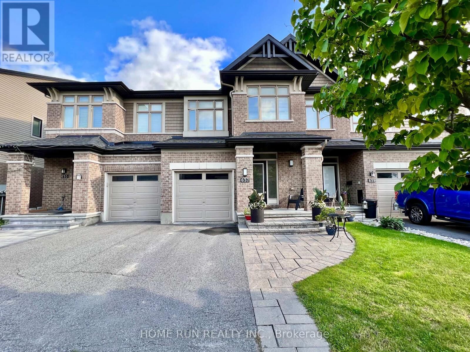 Property Photo:  637 Tennant Way  ON K4M 0C7 