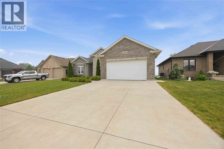 Photo de la propriété: 3940 Arie Court ON N0N 1E0
