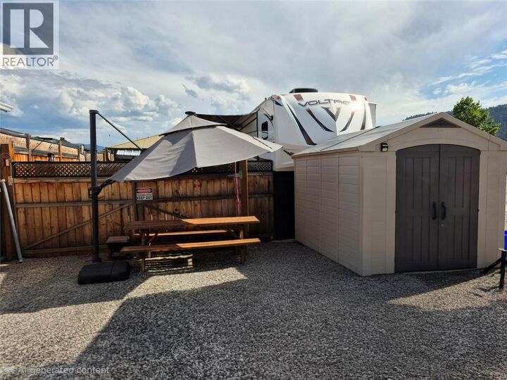 Property Photo:  415 Commonwealth Road  BC V4V 1P4 