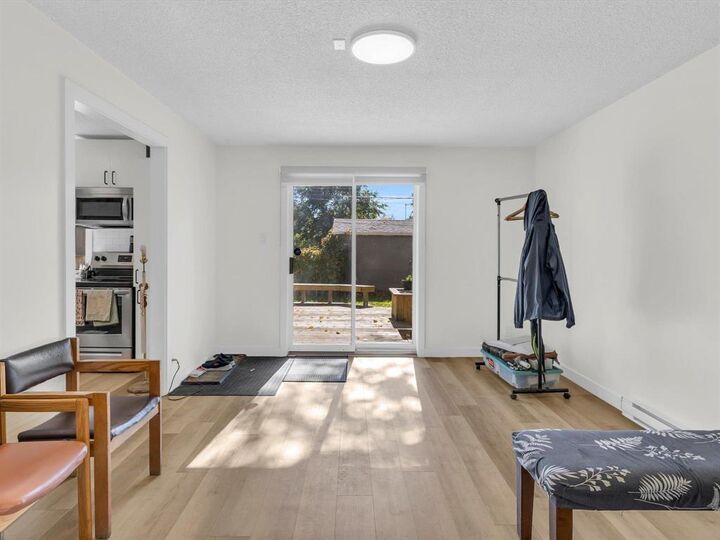 Property Photo:  261 Des Meurons Street  MB R2H 2M9 