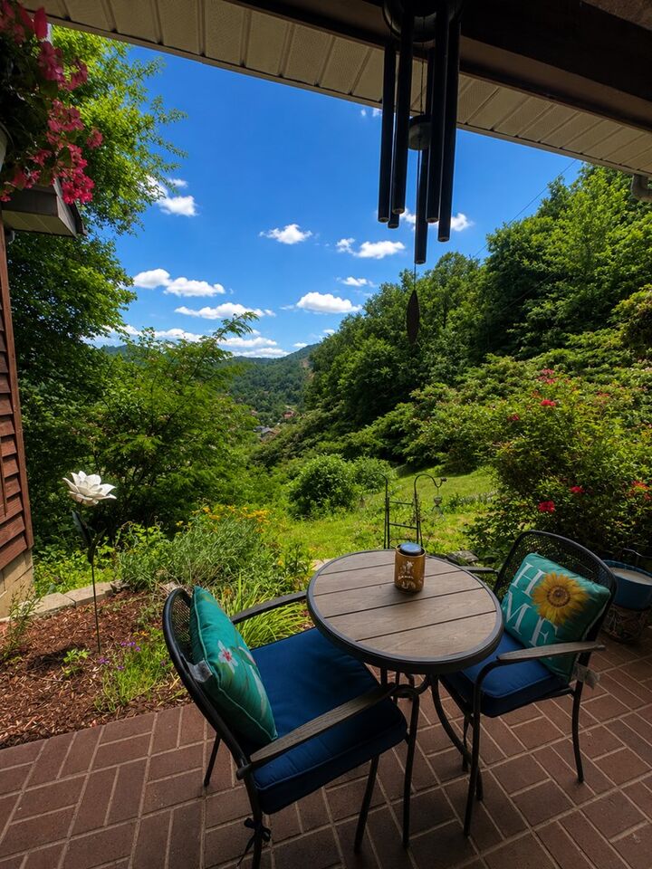Property Photo:  2501 Kewanee Road  KY 41501 