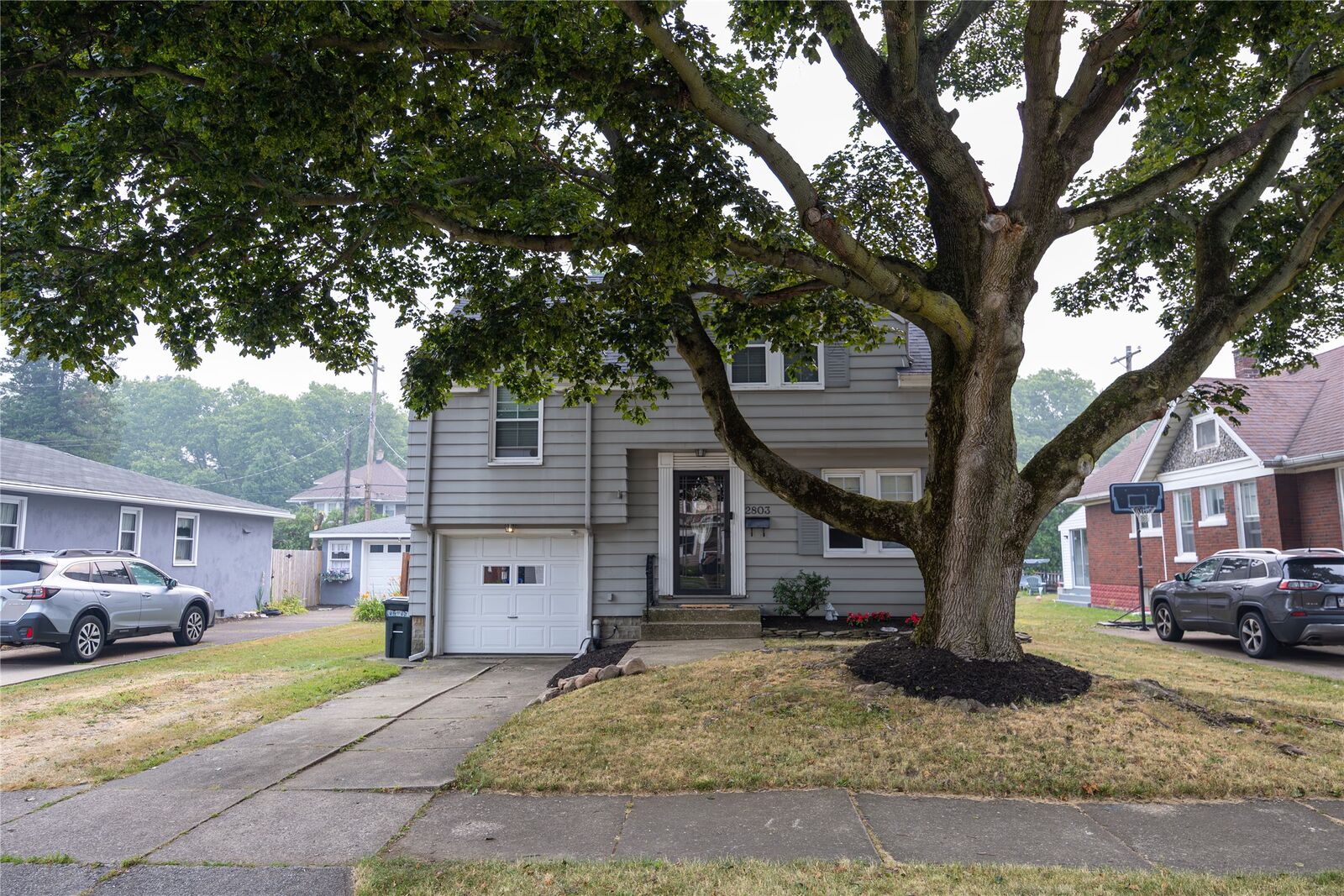 Property Photo: 2803 Oakwood Street PA 16508