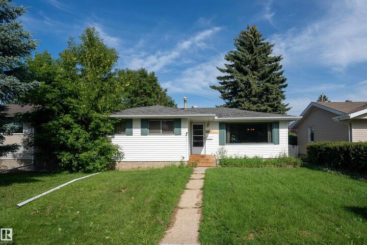 5307 105 Street NW — photo 1