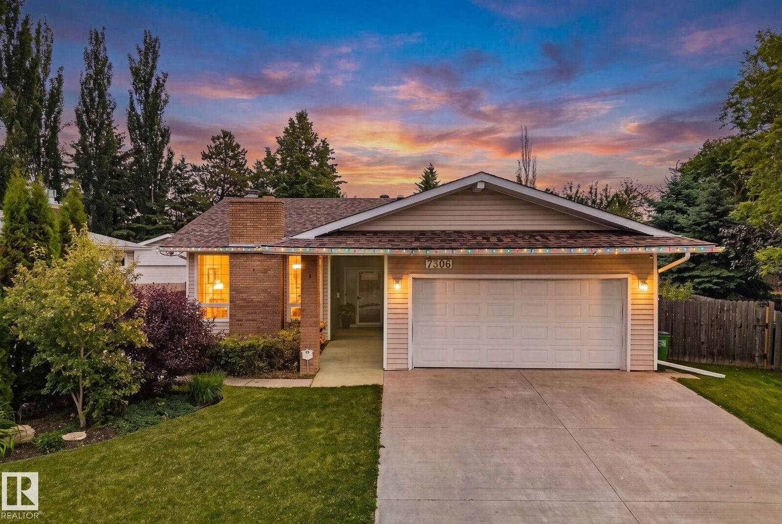 Property Photo: 7306 21 Avenue NW AB T6K 2C4