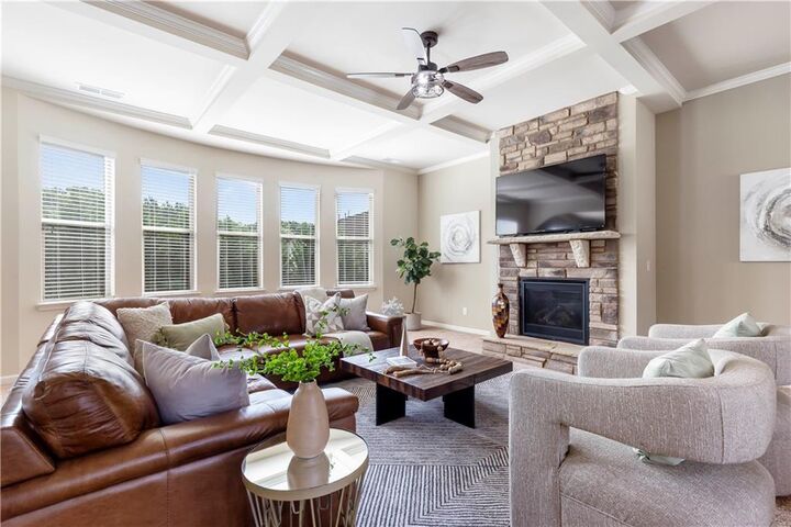Property Photo: 104 Eastin Road GA 30214