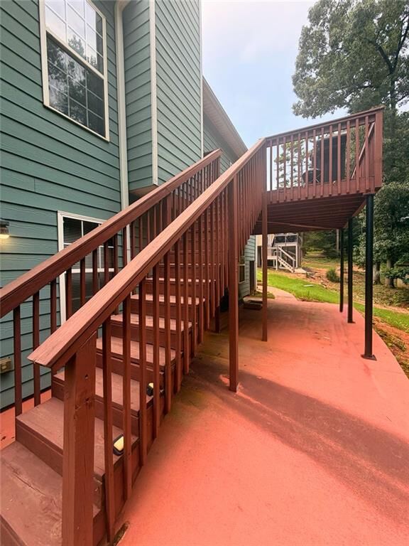 Property Photo: 2871 Weatherstone Circle SE GA 30094