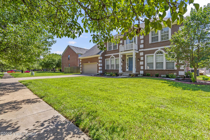 Property Photo: 9915 White Blossom Blvd KY 40241