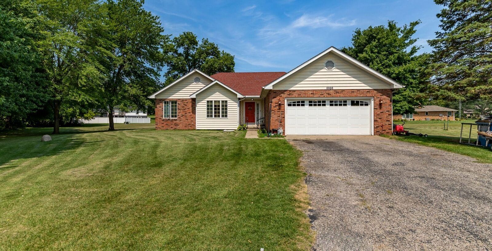 Property Photo: 6996 Prairieview Court IN 46310