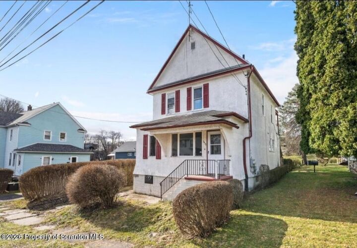 Property Photo:  1413 Bulwer Street Unit 2  PA 18504 