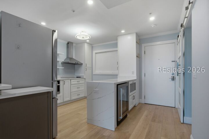 Property Photo: 40 Folly Field Road 434 SC 29928