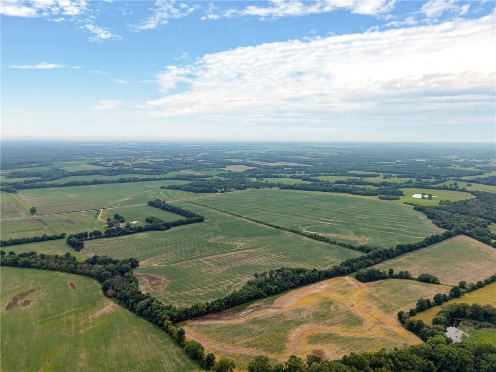 Property Photo: North West 50th Street MO 64683