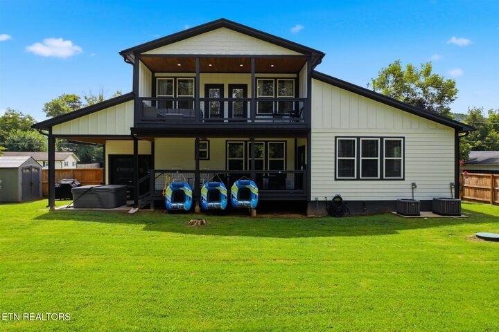 Property Photo: 2243 Shinbone Rd TN 37876