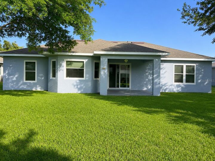 Property Photo: 14 Lamoyne Lane FL 32137