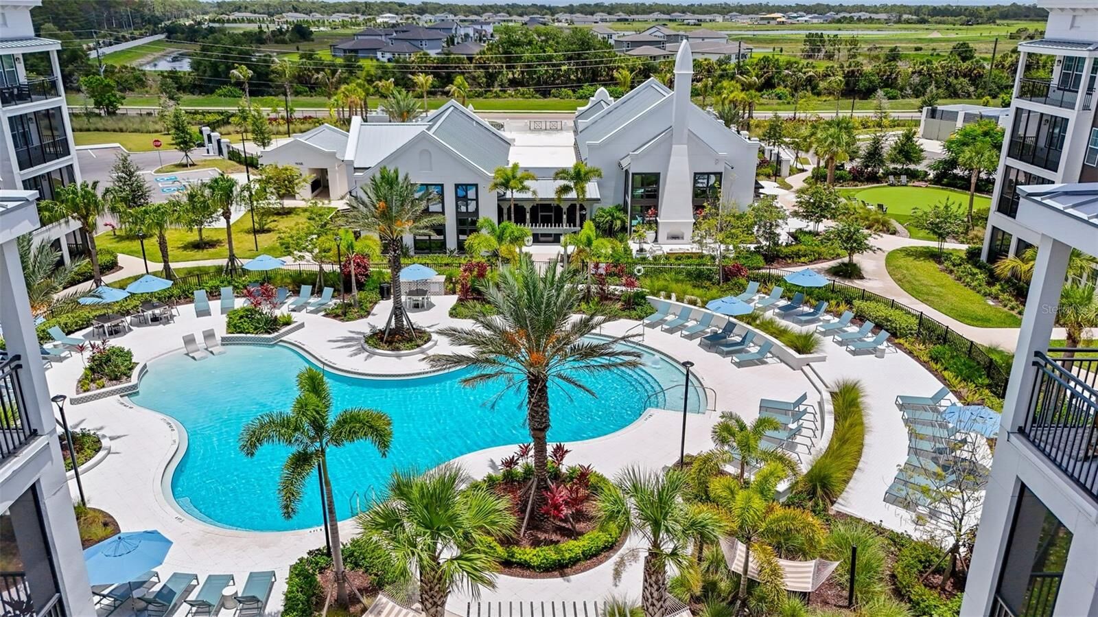 Property Photo:  1700 Ranch Road B4-8202  FL 34275 
