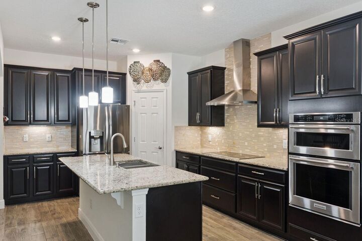 Property Photo:  3169 Pinenut Drive  FL 32712 