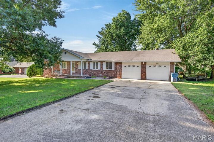 Property Photo: 603 Birchbark Lane MO 65536