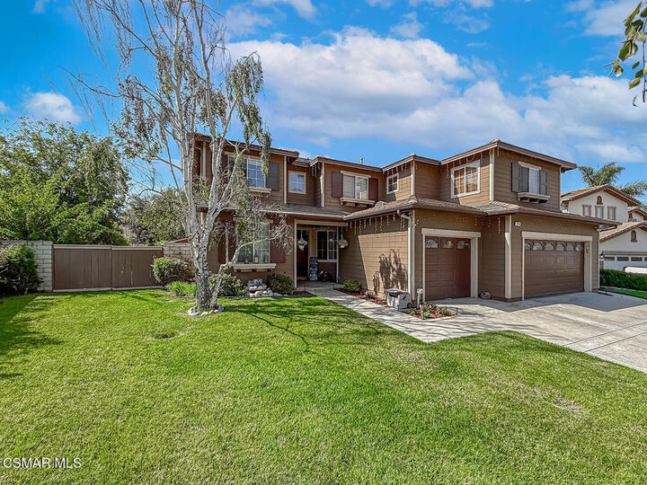 Property Photo:  215 Southcrest Place  CA 93065 