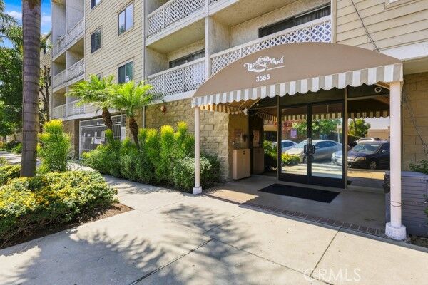 Property Photo:  3565 Linden Avenue  CA 90807 