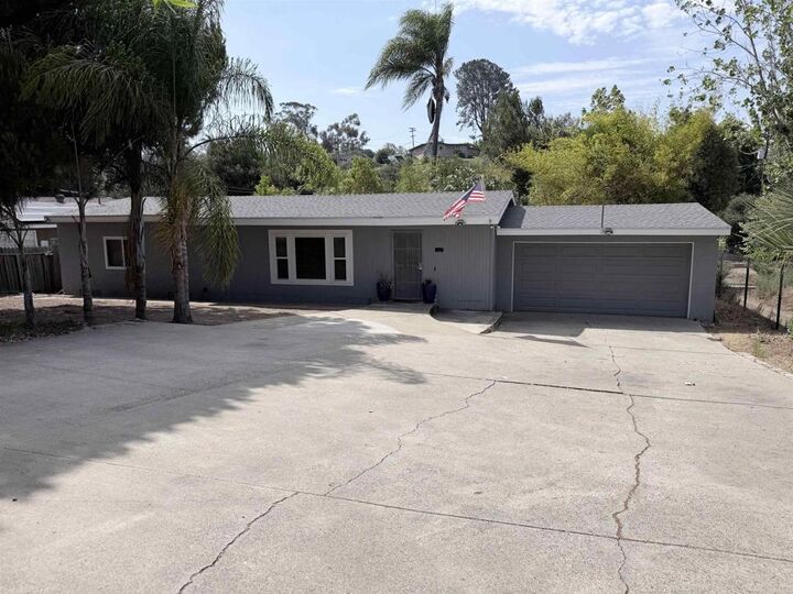 Property Photo: 1119 Monte Vista Drive CA 92084