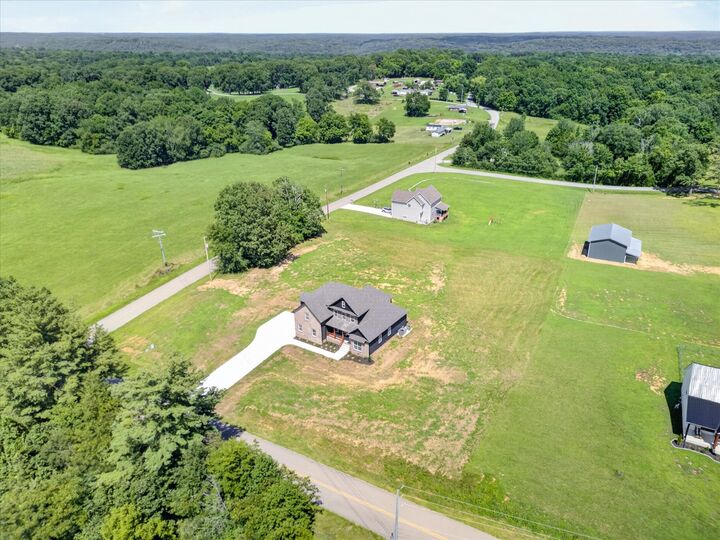 Property Photo:  4807 Hunter Rd  TN 37171 